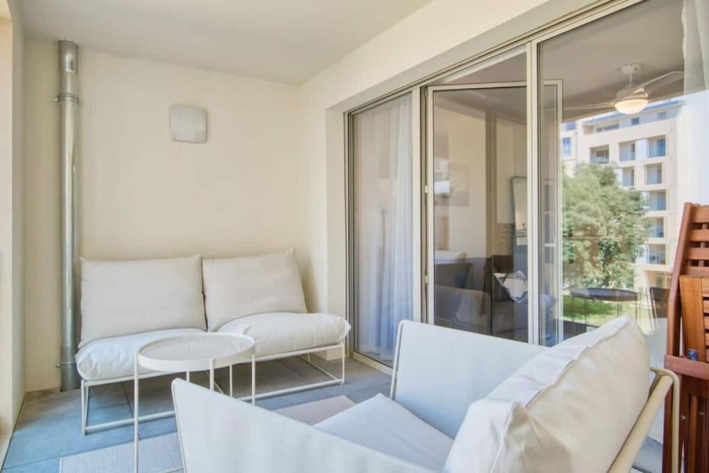 Апартаменти Le Fonction, Meuble 4 Etoiles, Avec Parking Boxe Екс-ан-Прованс Екстер'єр фото